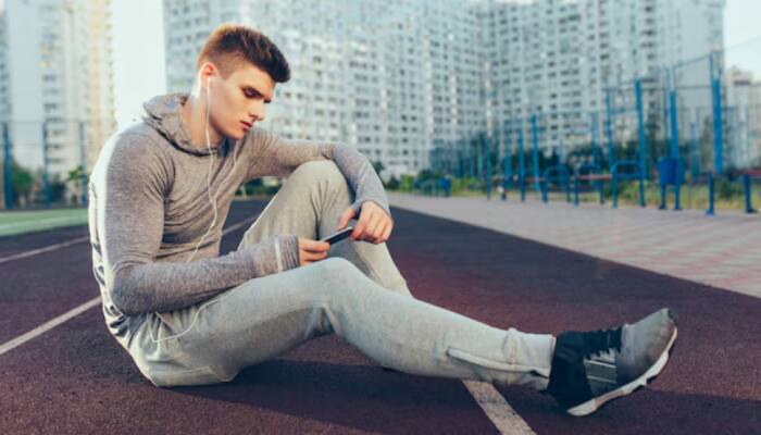 Upgrade Your Athleisure: Top Men Track Pants to Grab at Myntra's Sale