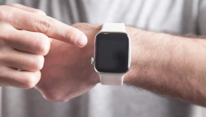 The Complete Smartwatch Guide: Best Style, Function, and Health Monitoring Option