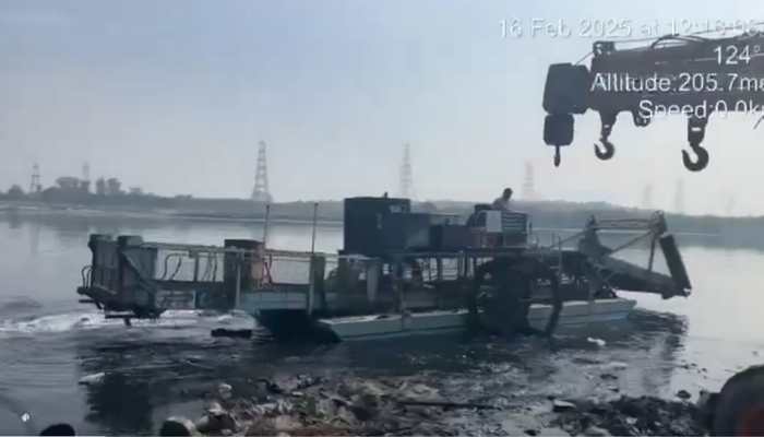 BJP Shares Clip Of Yamuna Cleaning Using Machines; AAP Reminds Of 'Caretaker CM' BJP Shares Clip Of Yamuna Cleaning Using Machines; AAP Reminds Of 'Caretaker CM'