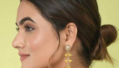 Exploring the Timeless Elegance and Versatility of Women's Earrings