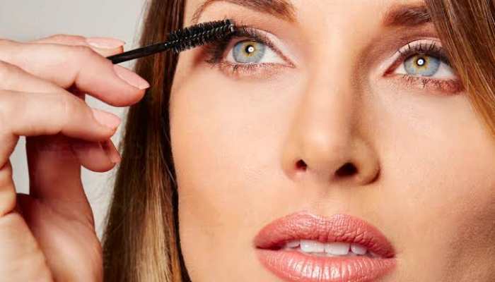Mascara Magic: The Ultimate Guide to Voluminous, Defined Lashes