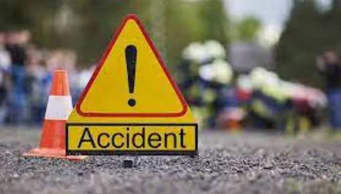 3 Killed, 2 Injured As Car Rams Into Lorry In MP's Bhind 3 Killed, 2 Injured As Car Rams Into Lorry In MP's Bhind