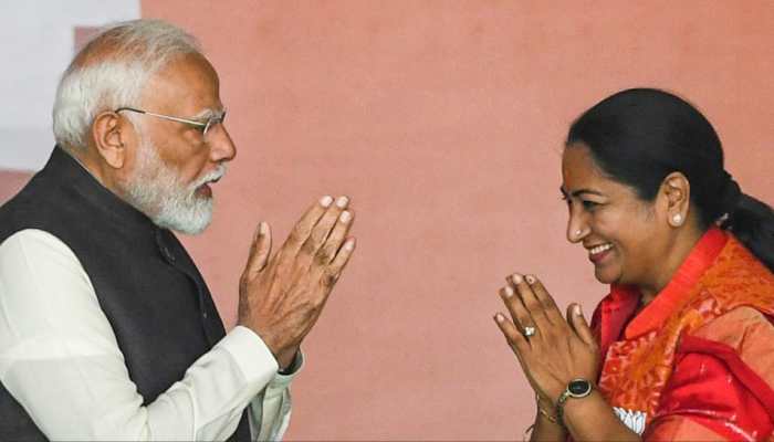 Yamuna Ghat Visit To First Cabinet Meeting: Rekha Gupta In Action After Taking Oath As Delhi CM — WATCH