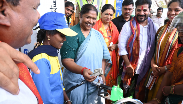Women Groups From THIS State To Be Allotted A Petrol Pump In Every District, Find Out Women Groups From THIS State To Be Allotted A Petrol Pump In Every District, Find Out