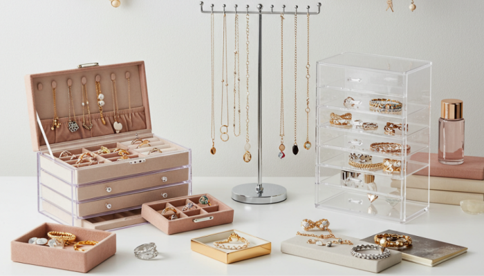 Choosing the Right Jewelry Organizer: A Comprehensive Overview Choosing the Right Jewelry Organizer: A Comprehensive Overview