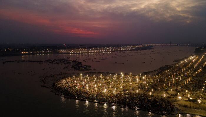 Maha Kumbh Ends With ‘Mahashivratri’ Snan: Massive Security, 4,500 Buses, 350 Trains Deployed For Devotees 