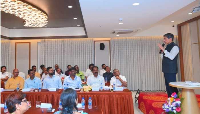'Hindi Imposition' War Escalates: Tamil Nadu Guv, Ruling DMK Spar Over NEP