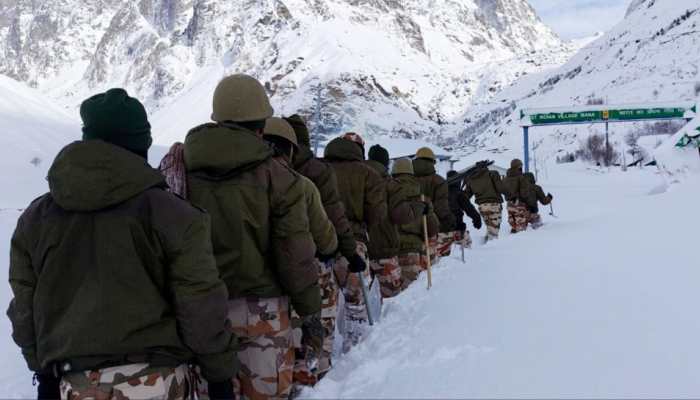 Uttarakhand Avalanche: Heavy Snowfall Hampers Rescue Ops In Chamoli, 5 Still Trapped Amid Bad Weather — Top Updates Uttarakhand Avalanche: Heavy Snowfall Hampers Rescue Ops In Chamoli, 5 Still Trapped Amid Bad Weather — Top Updates