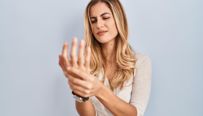Osteoarthritis Cases Surge By 130% In Postmenopausal Women: Study Highlights Urgent Health Concerns Osteoarthritis Cases Surge By 130% In Postmenopausal Women: Study Highlights Urgent Health Concerns