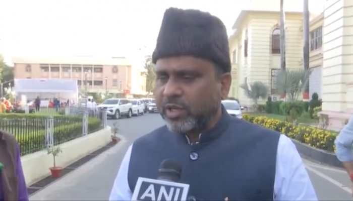 'Aurangzeb Made Akhand Bharat': AIMIM MLA Hails Mughal Emperor Amid Row Over Abu Azmi's Remarks 'Aurangzeb Made Akhand Bharat': AIMIM MLA Hails Mughal Emperor Amid Row Over Abu Azmi's Remarks