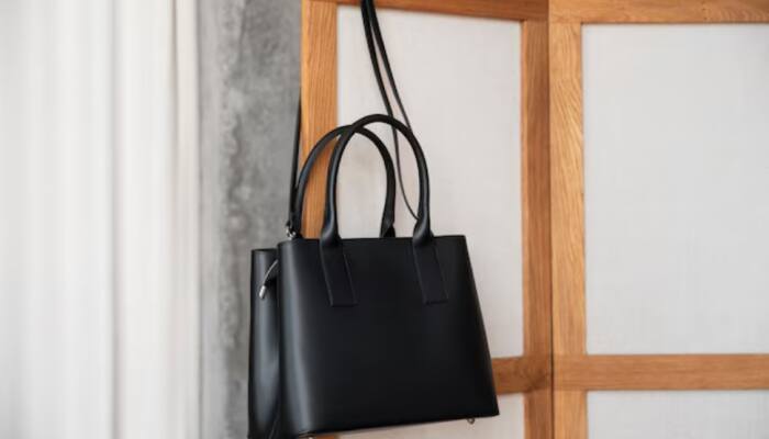 Shop these Best Tote Bags to Buy in the Amazon Holi Sale