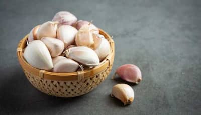 5 Side Effects Of Eating Too Much Garlic And How It Can Affect Your Health