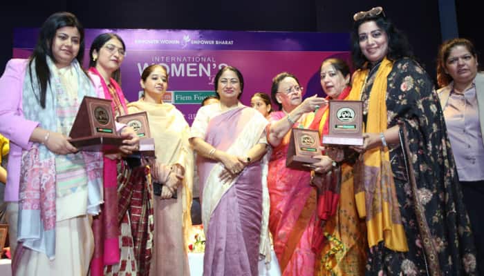 Delhi's Mahila Samriddhi Scheme: Check Eligibility, Documents, And Application Details