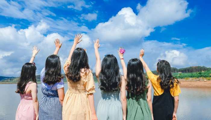 How Female Friendships Nurture The Mental Well-Being Of Women? Expert Shares Insights How Female Friendships Nurture The Mental Well-Being Of Women? Expert Shares Insights