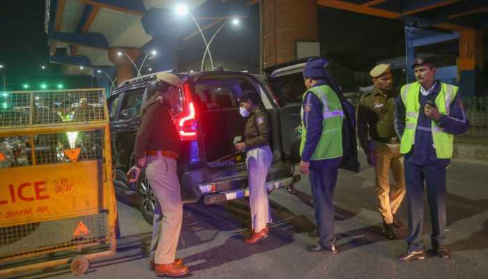 Delhi Police Tightens Security In City Ahead Of Holi, Ramzan Friday Prayers Delhi Police Tightens Security In City Ahead Of Holi, Ramzan Friday Prayers