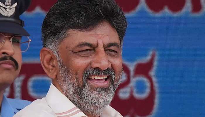 Shivakumar Rejects Reports Linking Ministers With Gold Smuggling Case, Calls Them 'Political Gossip' Shivakumar Rejects Reports Linking Ministers With Gold Smuggling Case, Calls Them 'Political Gossip'