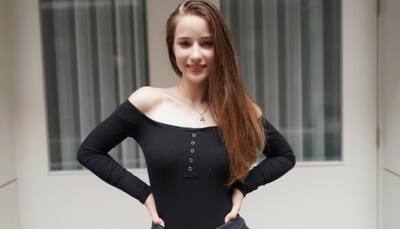Holi Sale: Grab up to 50% off on trendy Off-Shoulder Crop Tops 