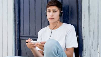 Exclusive: Is Your Teenage Kid Using Earphones? 5 Ways It Can Harm The Hearing Ability