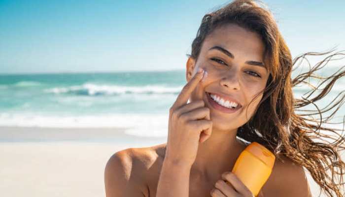 Essential Guide to Sunscreen: Protection, Benefits, and Choosing the Right Formula
