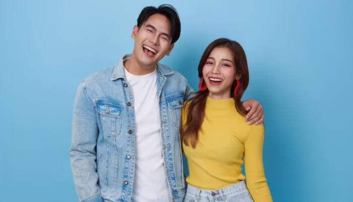 Floodlighting: Gen Z’s Latest Dating Trend Explained, Here's What To Avoid On A First Date