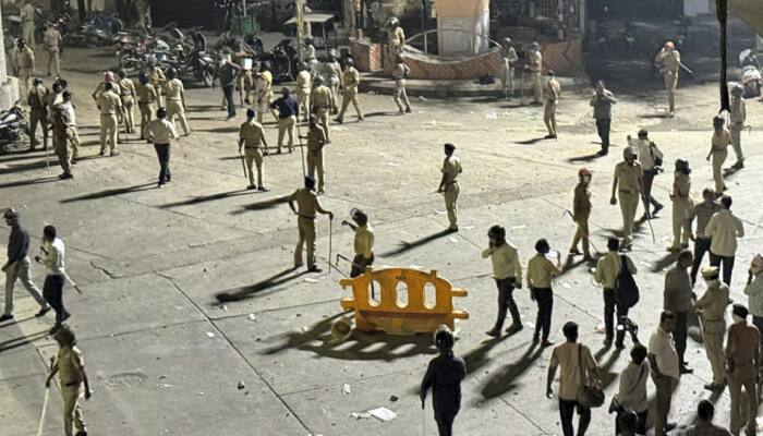 Nagpur Violence: Clashes Break Out After Aurangzeb Tomb Protest; CM Fadnavis Says ‘Don't Believe Rumours’