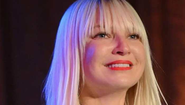 'Cheap Thrills' Fame Singer Sia Files For Divorce After 2 Years Of Marriage