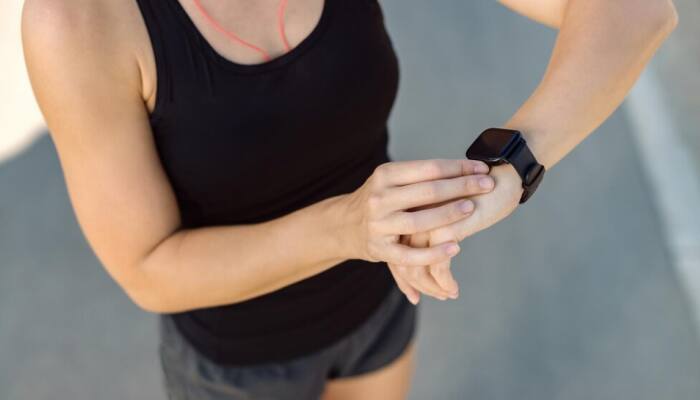 From Heart Rate to Sleep: Mastering Your Health with Smartwatches
