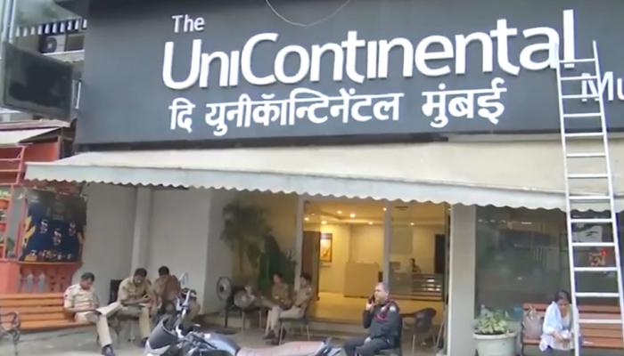 Shiv Sena Workers Vandalise Mumbai Hotel Where Comedian Kunal Kamra Made Jibe At Eknath Shinde Shiv Sena Workers Vandalise Mumbai Hotel Where Comedian Kunal Kamra Made Jibe At Eknath Shinde