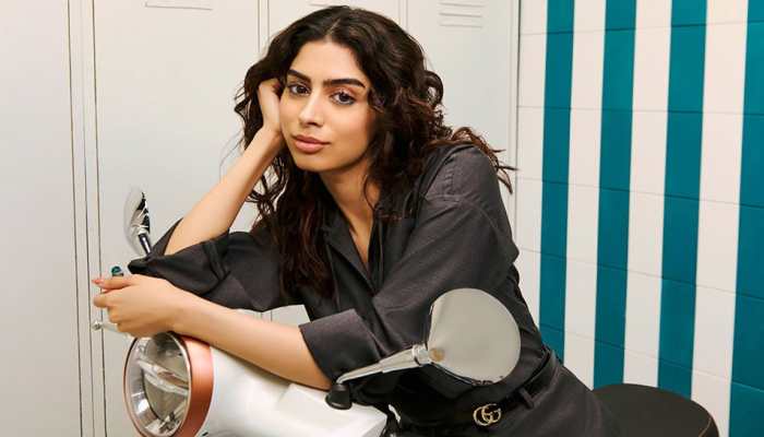 Khushi Kapoor Keen To Explore Thriller-Horror Movie, Looks Stunning On Grazia India Cover! Khushi Kapoor Keen To Explore Thriller-Horror Movie, Looks Stunning On Grazia India Cover!