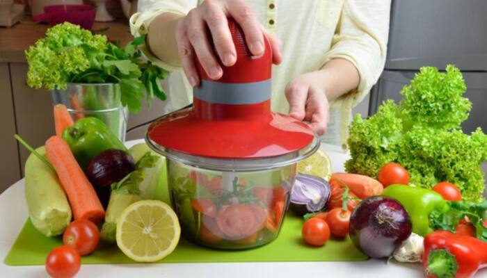 Buy these Best Vegetable Choppers for a Hassle-Free Kitchen Experience