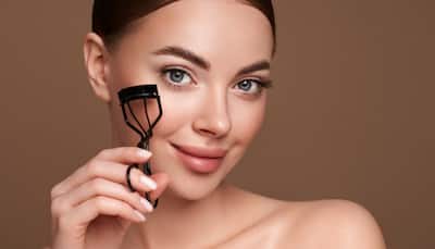 Get Dramatic Lashes with the Right Eyelash Curler