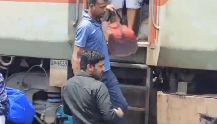 Kamakhya Express Derails In Odisha’s Choudwar, No Casualties Reported Kamakhya Express Derails In Odisha’s Choudwar, No Casualties Reported