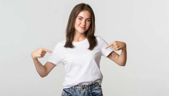 Essential Women’s T-shirts: Comfort, Style, and Versatility