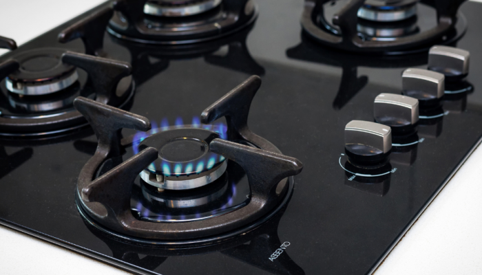 The Home Chef's Essential: Choosing the Right Gas Stove. The Home Chef's Essential: Choosing the Right Gas Stove.