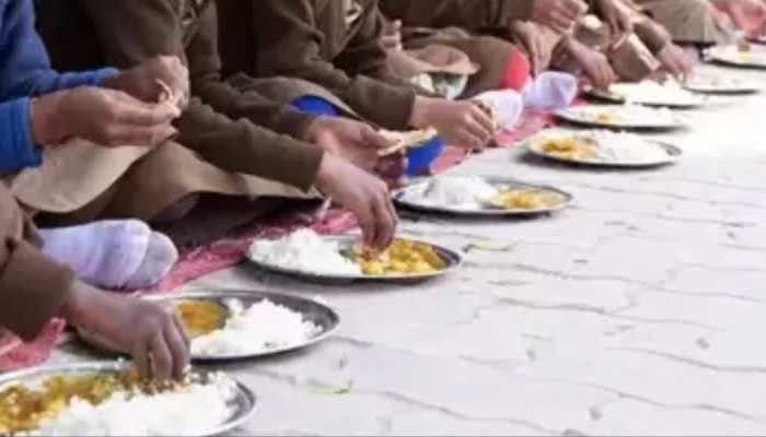 Dead Lizard In Mid-Day Meal: 65 Students Fall Ill In Chhattisgarh School After Eating Food