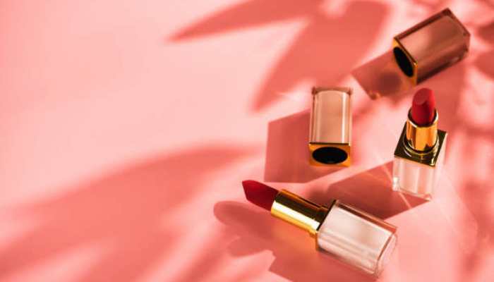 Unlock Stunning Lip Colors: Myntra Fashion Carnival Lipstick Deals (April 3-8, 2025)