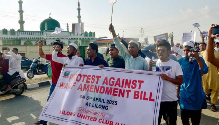 Waqf Law Comes Into Force: SC To Hear Pleas Challenging Act On Apr 15; Centre Files Caveat