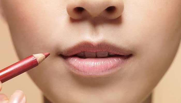The Essential Guide to Lip Liner: Definition, Precision, and Long-Lasting 