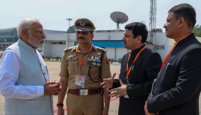 Modi Varanasi Visit: PM Calls For 'Strictest Action' Against Varanasi Gangrape Culprits; Meets DM, Top Cop