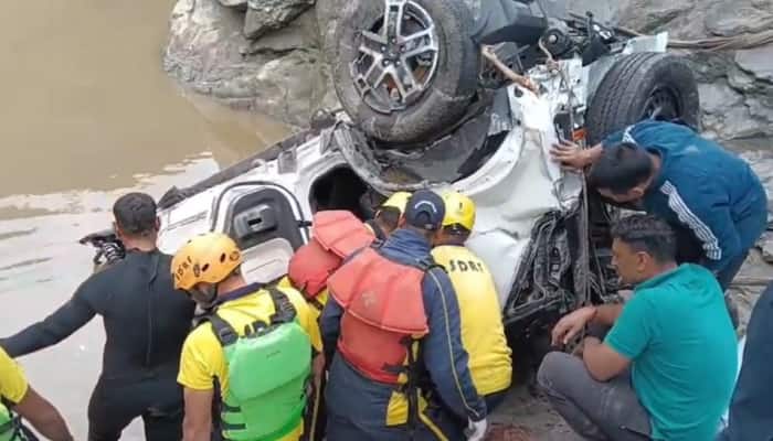 Five Of Family, Two Children Drown After SUV Falls Into River Uttarakhand