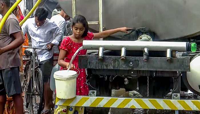 Mumbai Water Crisis Update: Tanker Strike Continues; CM Fadnvais Intervenes, BMC In Action
