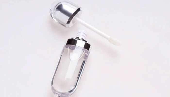 Lip Oils: The Glossy Secret to Soft, Hydrated Lips