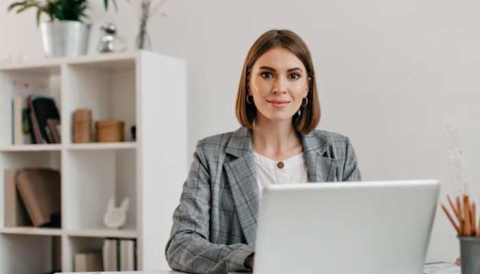 The Psychology Behind Office Makeup: How Looking Good At Work Can Boost Your Mood