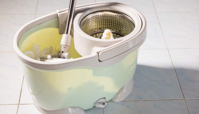 Make Cleaning Easier: Choosing a Spin Mop Bucket for Your Needs