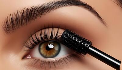 4 Must Buy Lengthening and Curling Mascaras