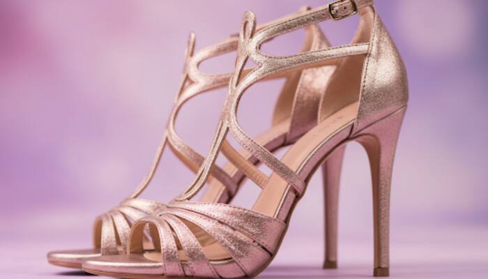 Step Up Your Style: Trendy Women’s Sandals that Turn Heads Instantly 