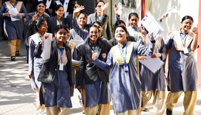 UP Board Class 12 Toppers 2025: Mehak Jaiswal From Prayagraj Secures First Rank With 97.20 Percent