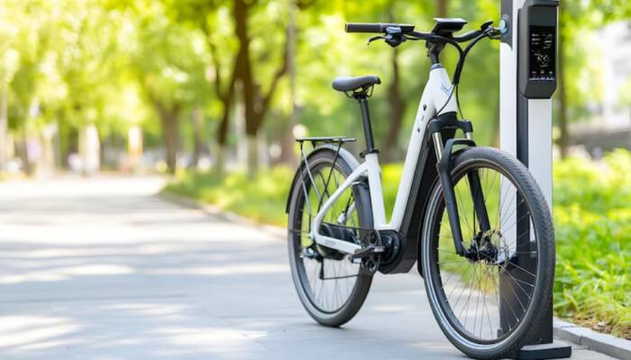 Top 4 Electric Cycles on Flipkart to Ride Smarter, Faster &amp; Greener 