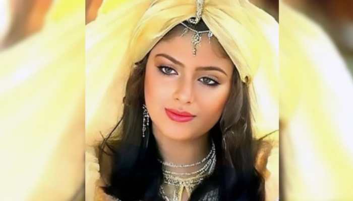 How Actress Sonam Khan Got 'Ajooba '- Thanks To Shashi Kapoor