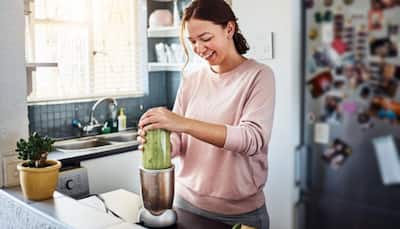 Blend It Like a Pro: Top 4 Portable Blenders & Mixers during Great Summer Sale